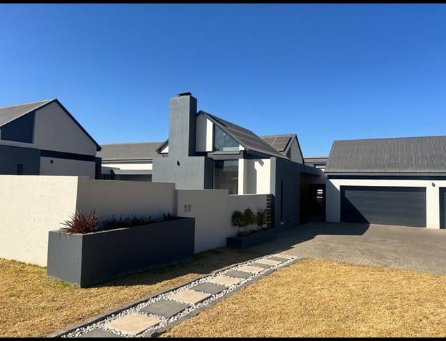 4 BEDROOM HOUSE FOR SALE IN MIDSTREAM MEADOWS